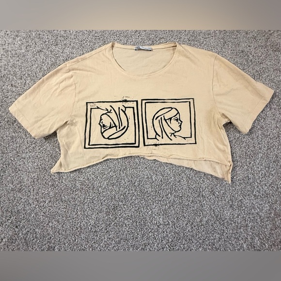 Zara Beige Graphic Crop Top Women’s M – Artsy Drawing Face Print Raw Hem Tee - Picture 1 of 4